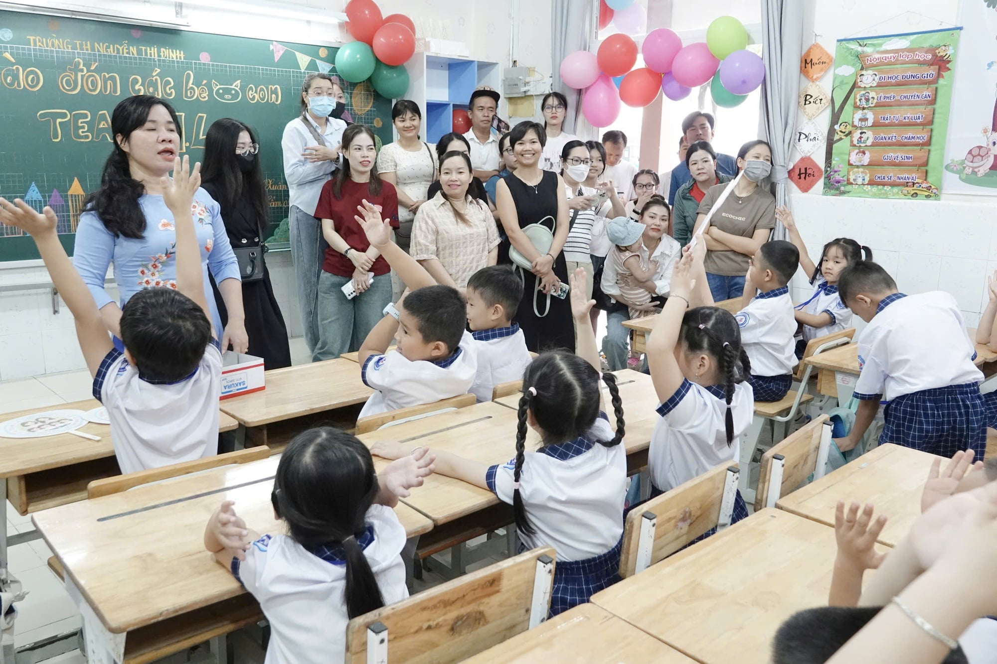 Giáo dục không chỉ là trách nhiệm của nhà trường mà còn của gia đình và xã hội - Ảnh 1.