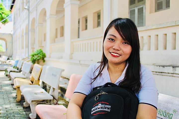 Tran Thi Dieu Lien, eine Studentin, die mit einem Stipendium von mehr als 300.000 US-Dollar an der Harvard University aufgenommen wurde.