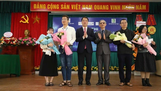 Cô gái khiếm thị đạt 7.5 IELTS  - Ảnh 2.