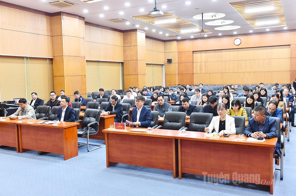 Delegados presentes na conferência.