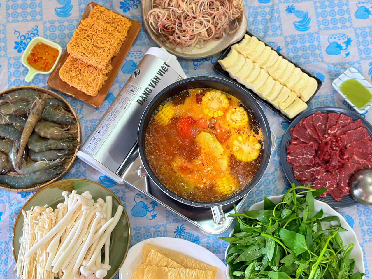 태국식 냄비 Dang Van Viet.png