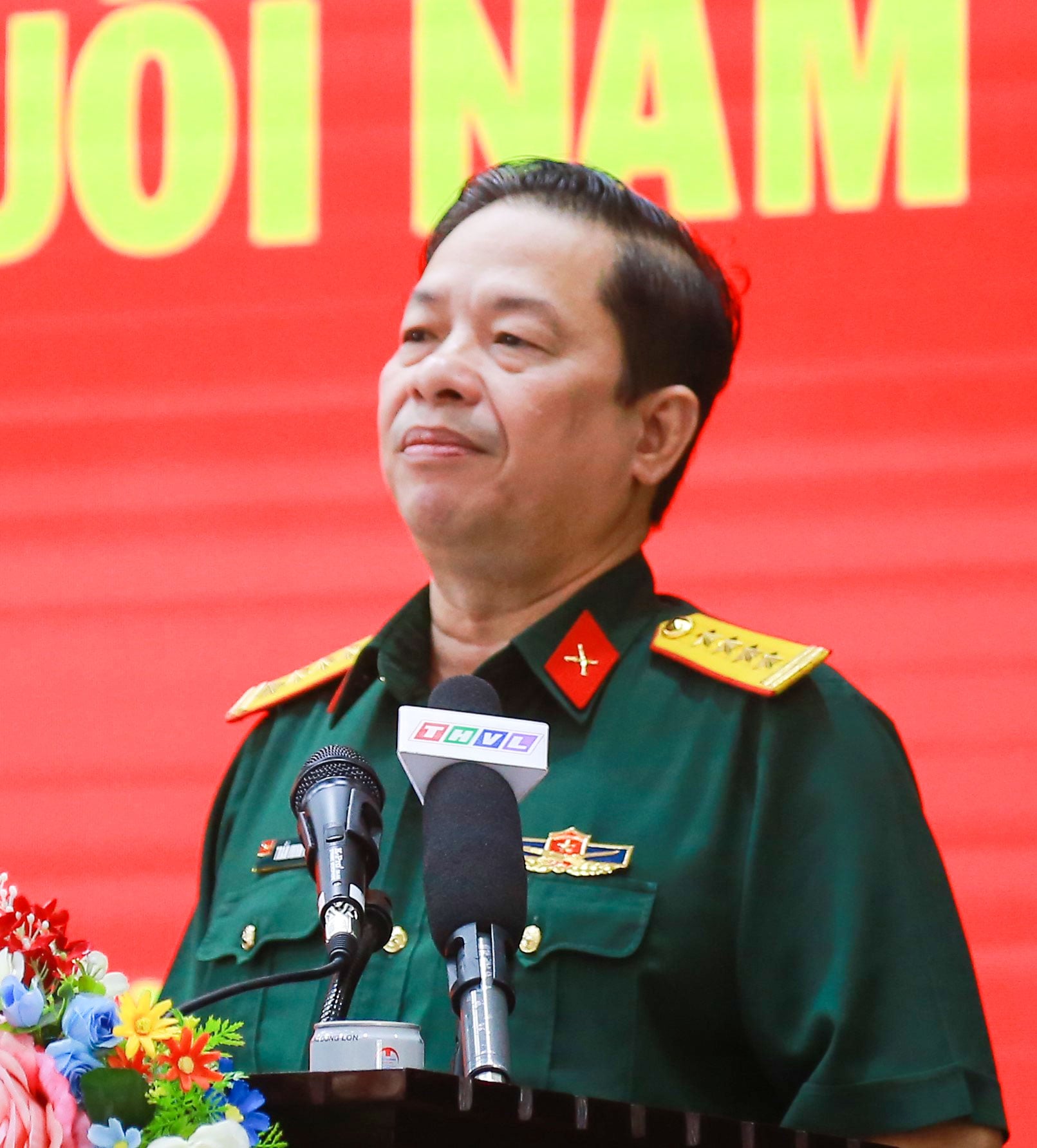 Đại tá Trần Minh Trang- Ủy viên Ban Thường vụ Tỉnh ủy, Phó Bí thư Đảng ủy Quân sự, Chỉ huy trưởng Bộ Chỉ huy Quân sự tỉnh phát biểu tại hội nghị.