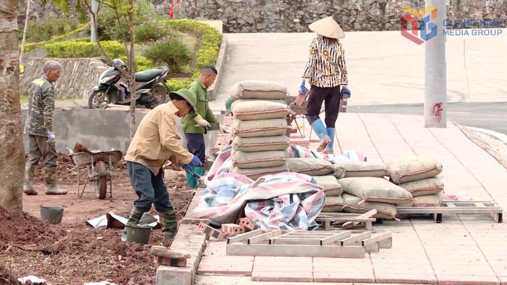 Projekt för att reparera och uppgradera vägen till Hai Lang förskola och Hai Lang grundskola - Truong Tien skola.