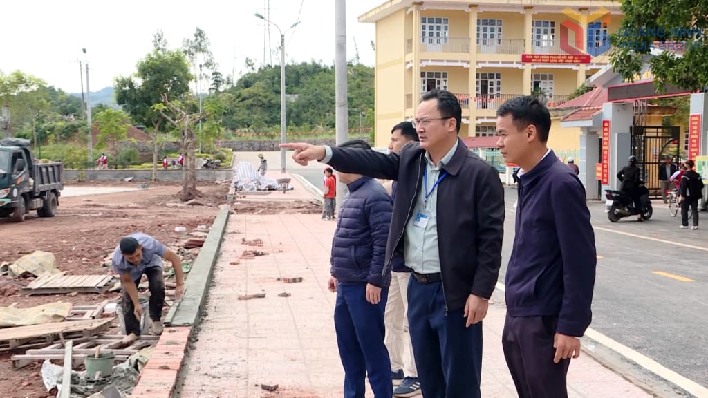 År 2025 kommer Hai Lang kommun att genomföra 7 projekt med en balanserad budget för att spara in regelbundna utgifter.