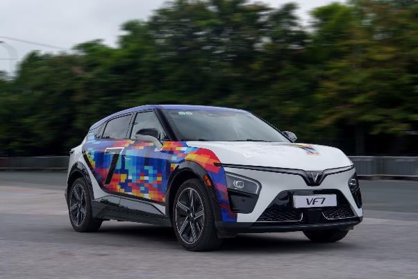 Proč je VinFast VF 7 perfektní volbou pro lidi s osobností?