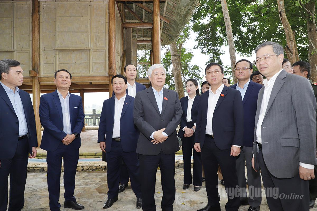 ທ່ານ​ຮອງ​ປະທານ​ສະພາ​ແຫ່ງ​ຊາດ Do Van Chien ​ໄດ້​ລົງ​ກວດກາ​ຄວາມ​ຄືບ​ໜ້າ​ຂອງ​ໂຄງການ​ປົກ​ປັກ​ຮັກສາ ​ແລະ ບູລະນະ​ເຂດ​ປູຊະນີຍະສະຖານ​ແຫ່ງ​ຊາດ.