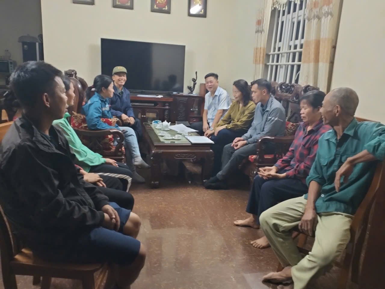 Команда медіації району Куїнь Чунг, округ Туан Чау, успішно провела зустріч з медіації. Фото: Надано підрозділом.