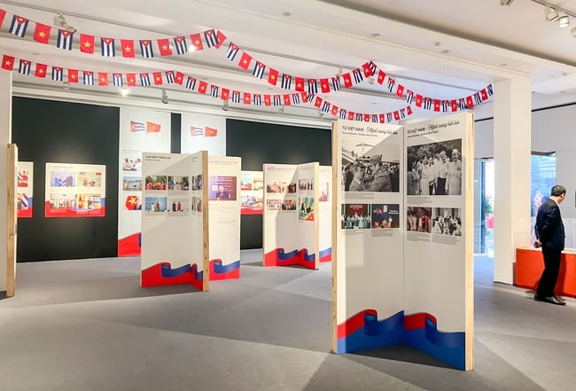 Dấu ấn 65 năm quan hệ Việt Nam – Cuba tại triển lãm “Nghĩa tình thủy chung” - Ảnh 6.