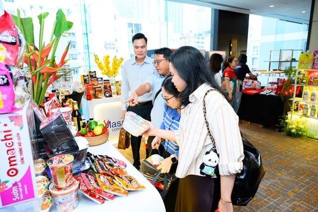 Loạt cổ phiếu 'bom tấn' nào sắp lên sàn HOSE? - Ảnh 1.