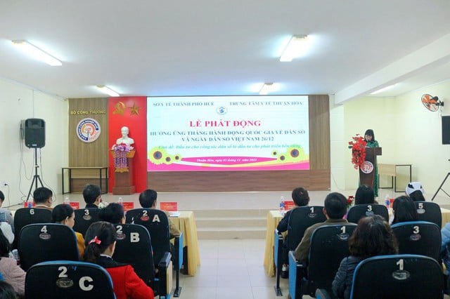 Huế: Phát động hưởng ứng Tháng hành động Quốc gia về Dân số và Ngày Dân số Việt Nam 26/12- Ảnh 2.
