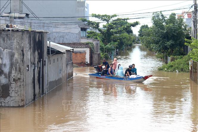 ຄຳບັນຍາຍຮູບ