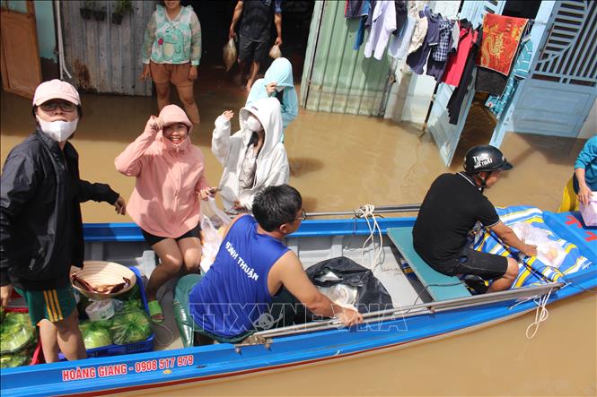 ຄຳບັນຍາຍຮູບ