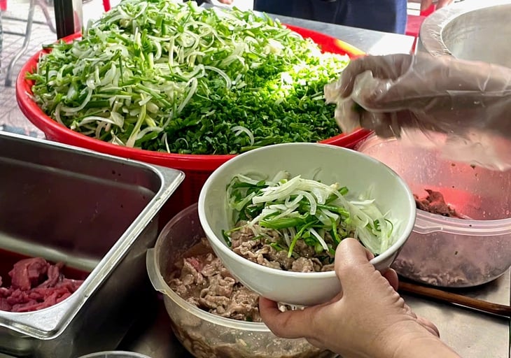 Phở bò Phú Gia - Ảnh 4.