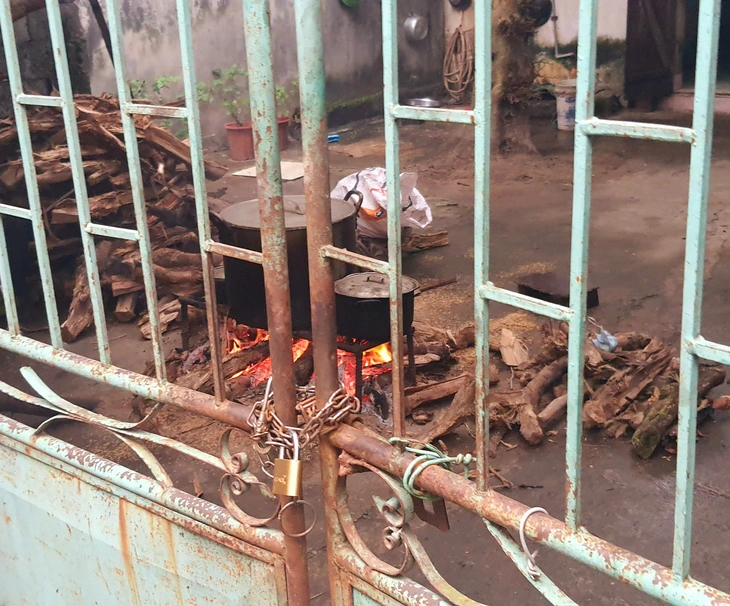 mái nhà - Ảnh 1.