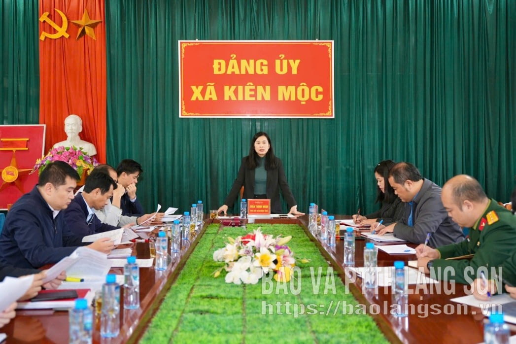 省人民委員会副委員長が視察セッションの締めくくりの演説を行った。