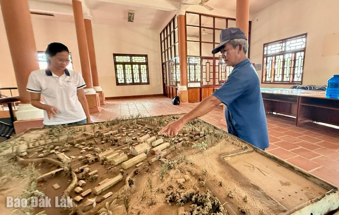 Model di peninggalan Kota An Tho telah rosak sepenuhnya.