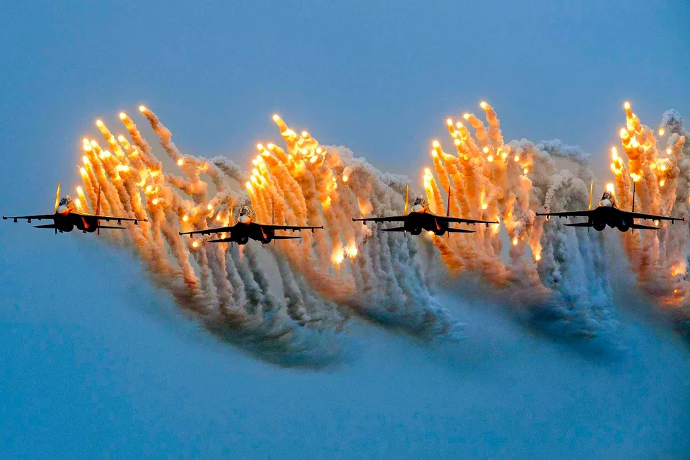 Praca „Moc kobry królewskiej SU-30mk2” autorstwa Nguyen Tien Anh Tuan