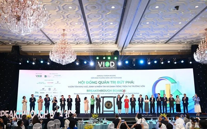 Diễn đàn Quản trị Công ty Việt Nam (AF8), do Viện Thành viên Hội đồng Quản trị Việt Nam (VIOD) vừa tổ chức TP. Hồ Chí Minh ngày 5/12 với chủ đề “Hội đồng quản trị bứt phá: Vươn tầm khu vực, định vị niềm tin và danh tiếng trên thị trường vốn