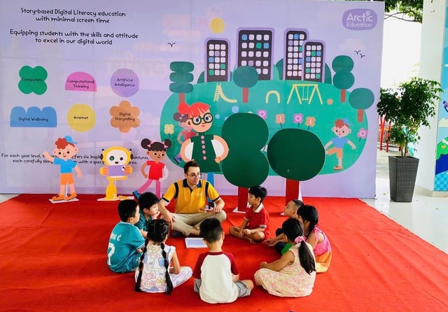 Giáo dục kỹ năng số cho trẻ nhưng không phụ thuộc màn hình - Ảnh 1.