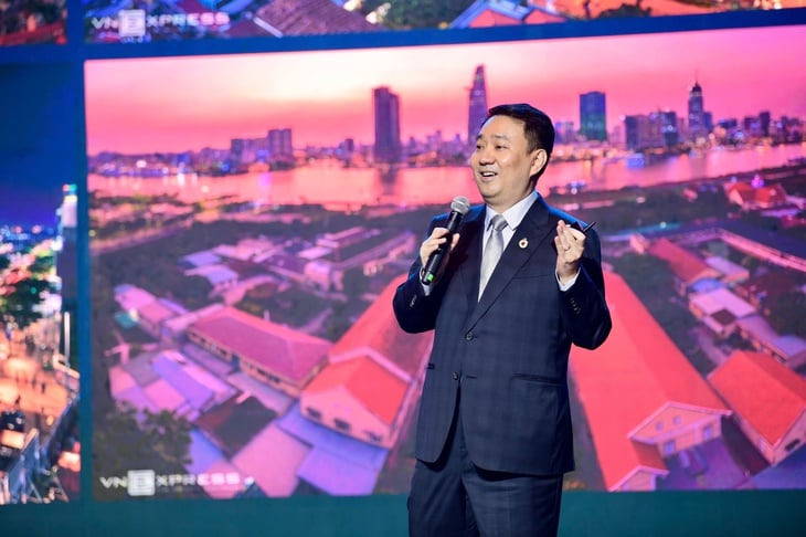 Ngân hàng từng là cái gì đó 'kín cổng cao tường', kinh tế lifestyle thay đổi cách kết nối người dùng - Ảnh 1.