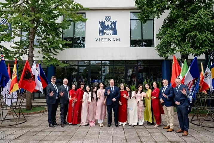 Quốc tế hoá giáo dục vẫn phải giữa được bản sắc Việt Nam