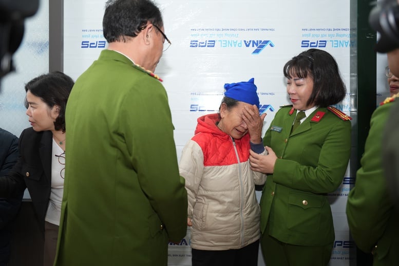 Trao tặng nhà cho các hộ dân bị mưa lũ ảnh hưởng tại Thanh Hóa- Ảnh 4.