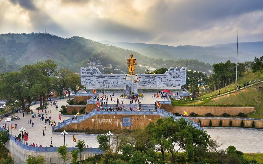 حفظ عناصر اصلی، ترویج و بهره‌برداری مؤثر از اثر ملی ویژه معبد کوا اونگ - عکس ۱