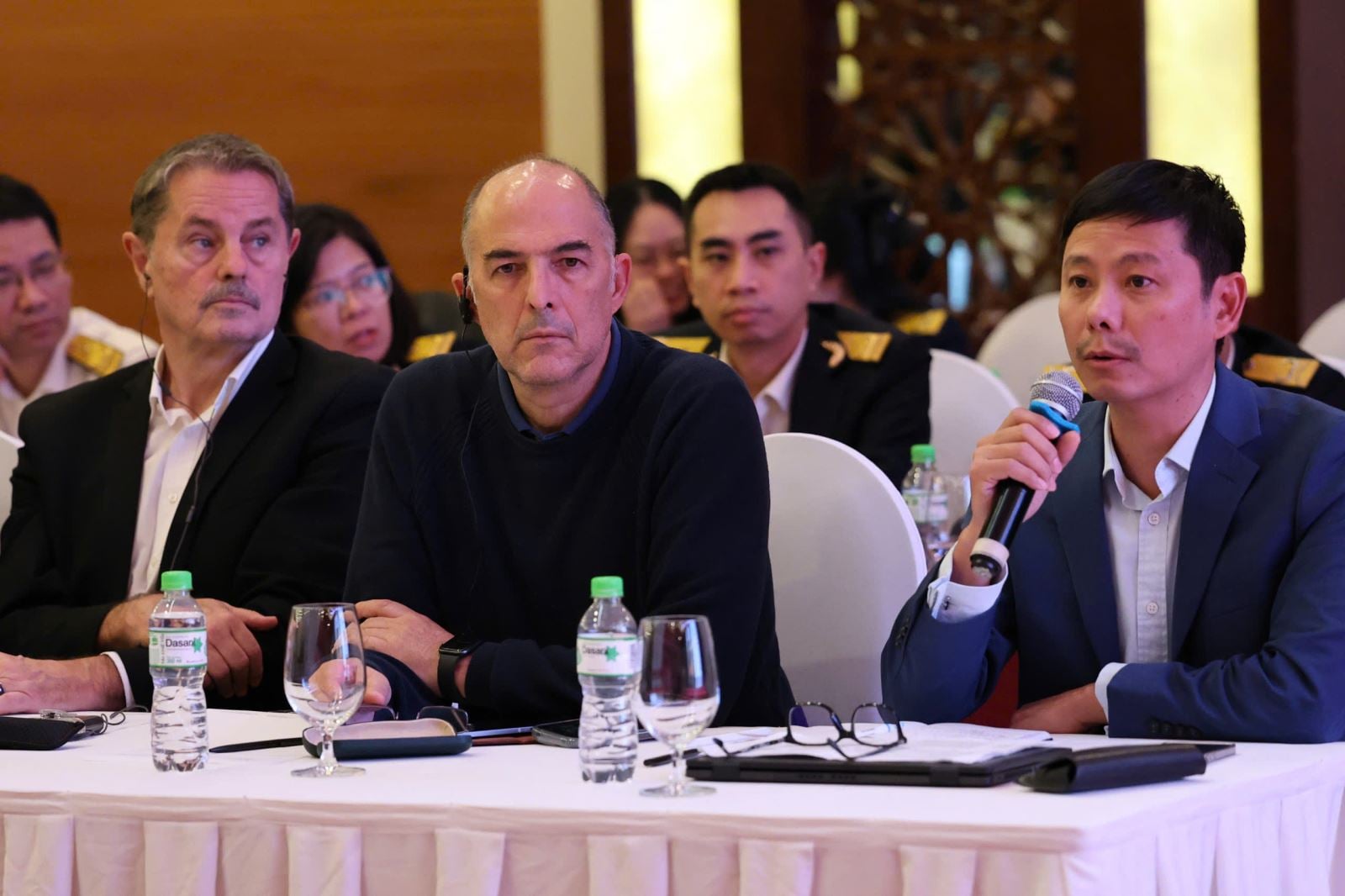 चित्र परिचय