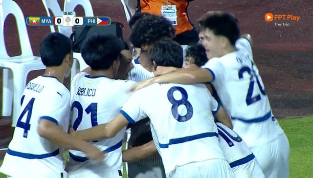 U.23 Philippines gây sốc, đánh bại Myanmar: HLV McPherson gửi lời 'tuyên chiến' đến U.23 Indonesia- Ảnh 1.