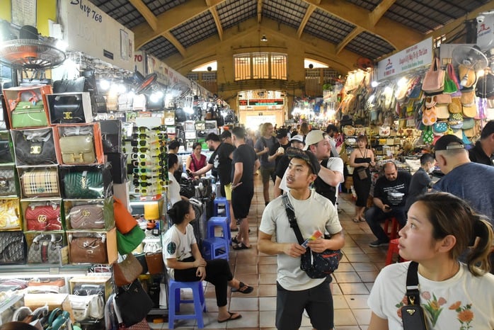 Nâng ngưỡng thuế hộ kinh doanh lên 500 triệu đồng: Giải pháp cho sự phát triển - Ảnh 1.