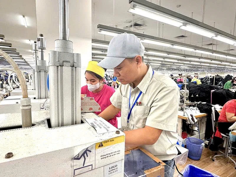 Apaixonado por trabalho e criatividade.