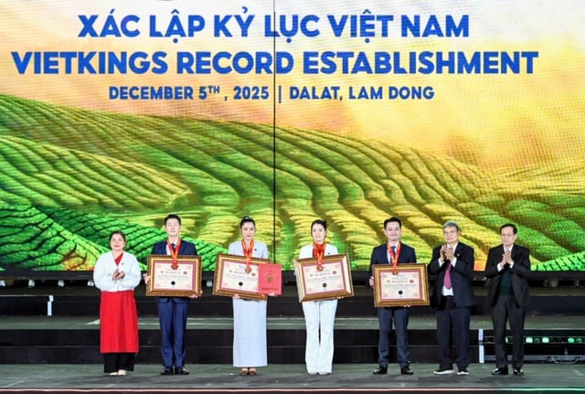 Ấn tượng chương trình nghệ thuật Lễ hội trà quốc tế 2025- Ảnh 9.