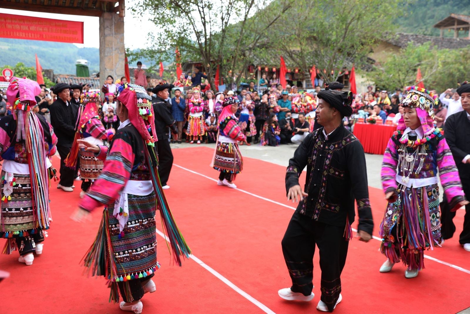 ចំណងជើងរូបថត