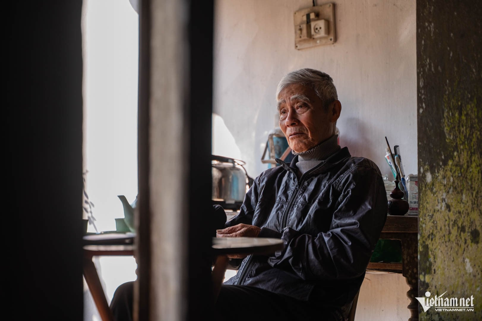 W-gammalt hus i den gamla byn.jpg