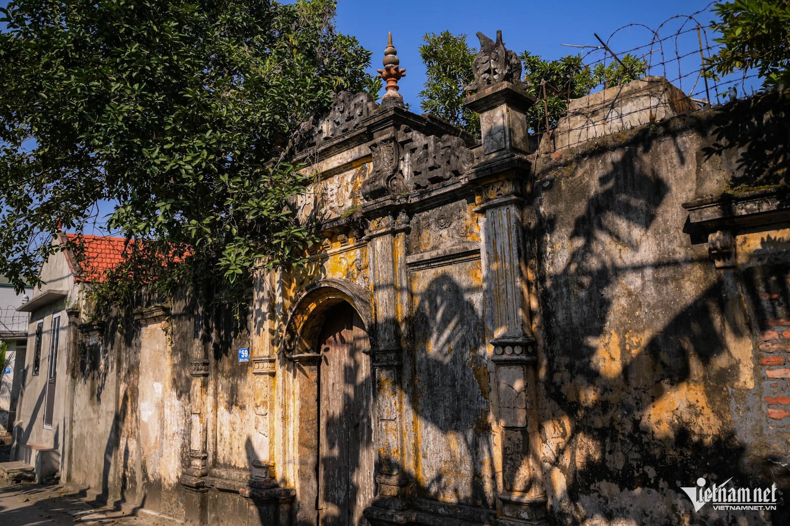 W-gammalt hus i den gamla byn.jpg