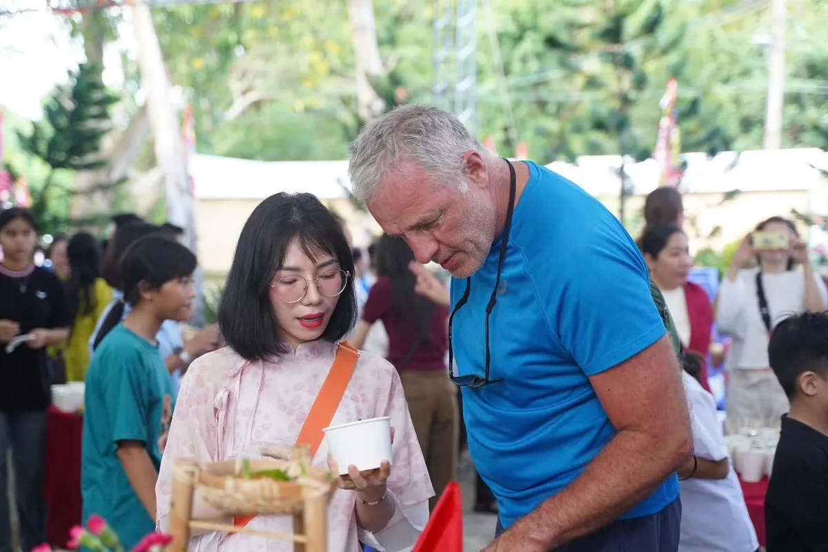 Nhiều hoạt động văn hóa đặc sắc tại Lễ hội truyền thống Lễ giỗ Bà Phi Yến - Ảnh 10.