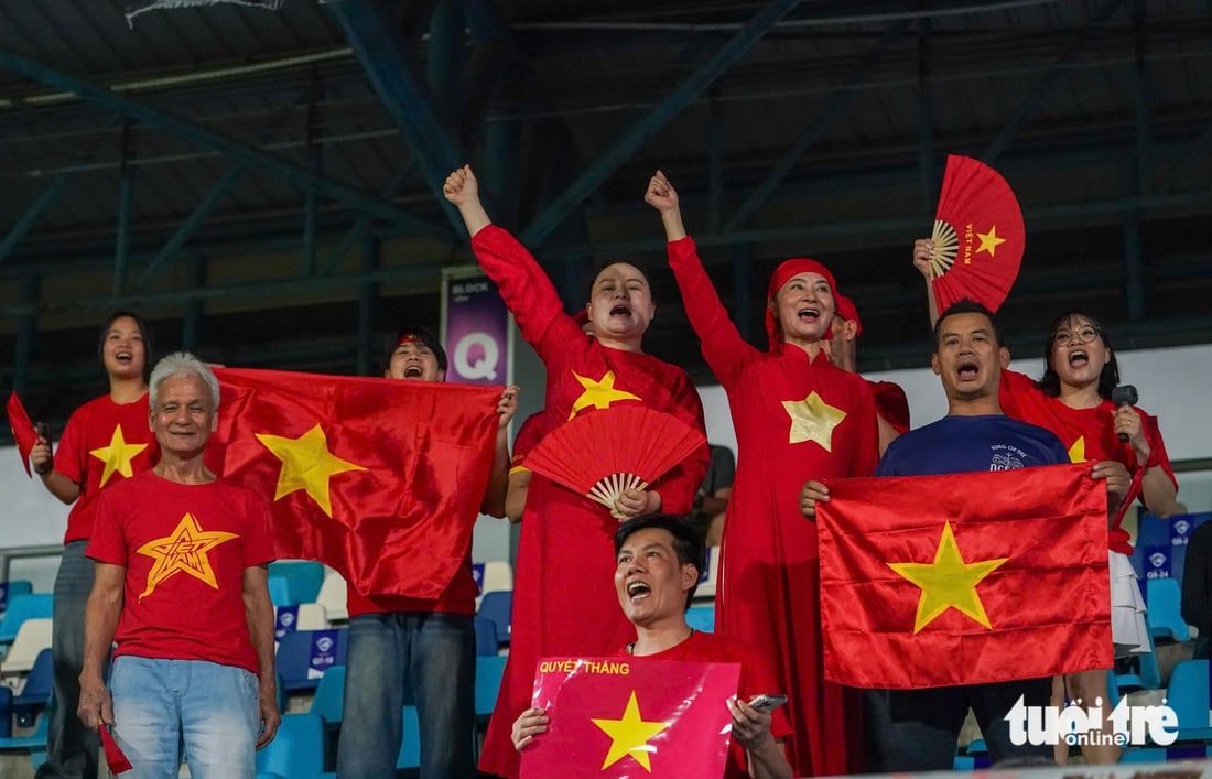 Hot girl Thanh Nhã bất lực 'phá lưới' Malaysia dù Việt Nam thắng 7-0 - Ảnh 8.