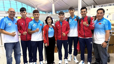 Vietnam men's road cycling team heads to Thailand to prepare for SEA Games 33