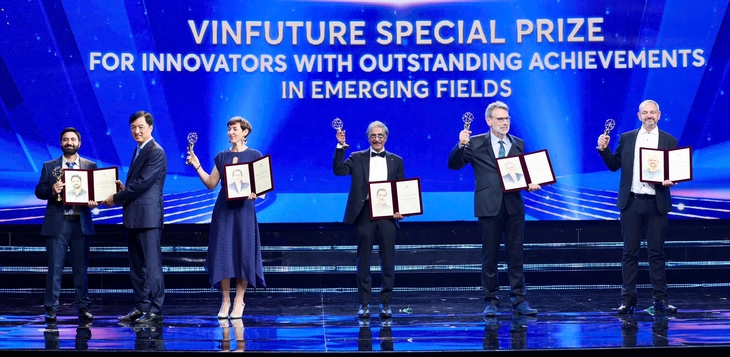 VinFuture 2025: ໃຫ້ກຽດແກ່ນັກວິທະຍາສາດຄົ້ນຄວ້າວັກຊີນມະເຮັງ - ພາບ 2. VinFuture 2025: Vinh danh các nhà khoa học nghiên cứu vắc xin ngừa ung thư - Ảnh 2.