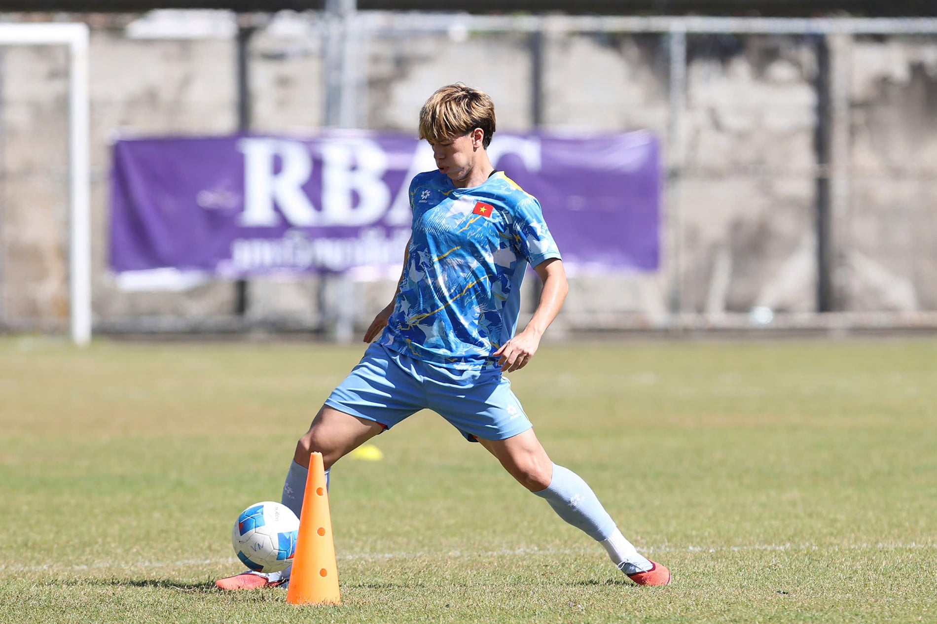 u22 វៀតណាម 8.jpg