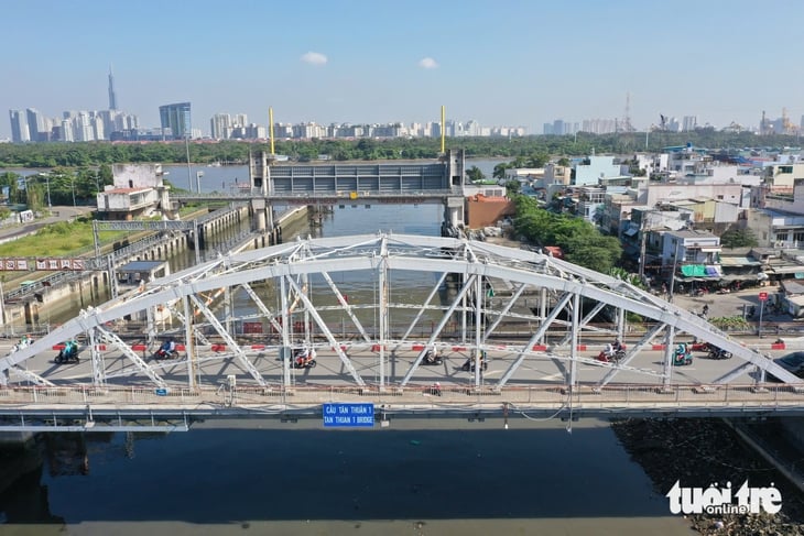 cầu Tân Thuận 1 - Ảnh 1.