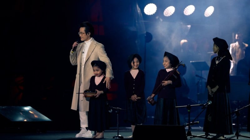 ภาพยนตร์เรื่องนี้ได้รับแรงบันดาลใจจากคอนเสิร์ตสด