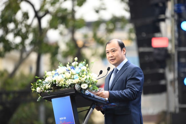 Eröffnung des Vietnam-Tages: - Foto 2.