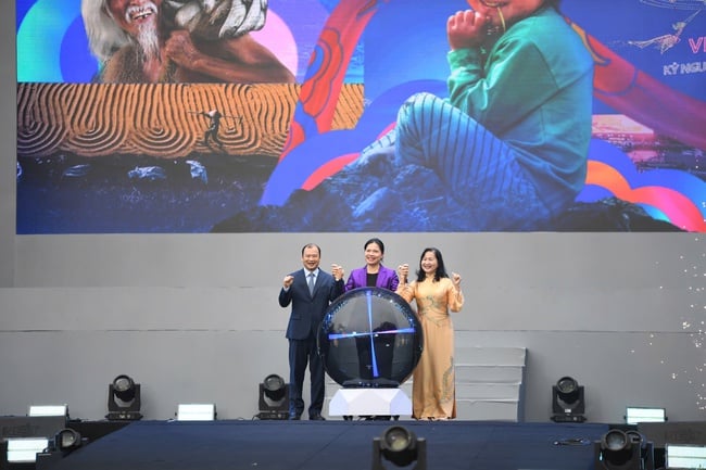 Eröffnung des Vietnam-Tages: - Foto 3.