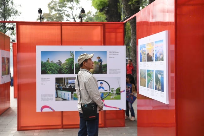 Eröffnung des Vietnam-Tages: - Foto 6.