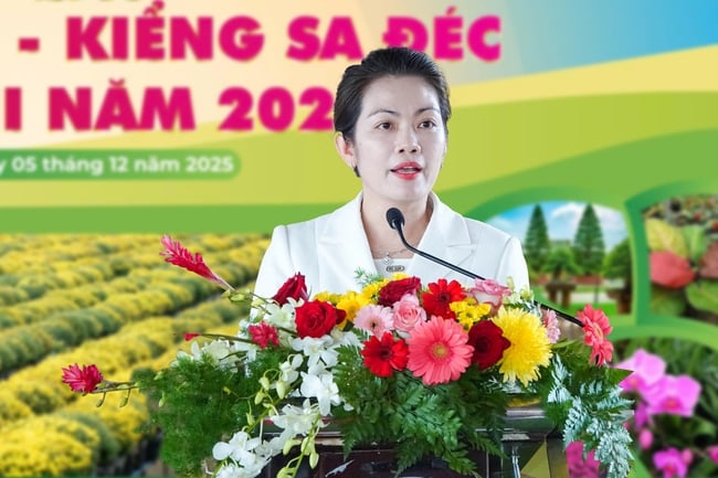 Dong Thap: The 2nd Flower - Ornamental Festival in 2025 with the theme Đồng Tháp: Festival Hoa - Kiểng lần thứ II năm 2025 với chủ đề "Sắc hoa ngày mới" - Ảnh 2.