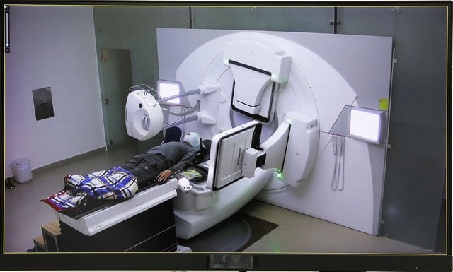 ہا ٹین میں کینسر کے مریضوں کو سائٹ پر علاج کے زیادہ مواقع ملتے ہیں - تصویر 1۔ Bệnh nhân ung thư Hà Tĩnh có thêm cơ hội điều trị tại chỗ- Ảnh 1.