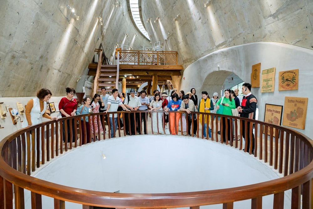 Mot veikartet for å bygge dokumentasjonen «Kunnskap om dyrking og foredling av kaffe i Dak Lak» som skal sendes til UNESCO – bilde 6