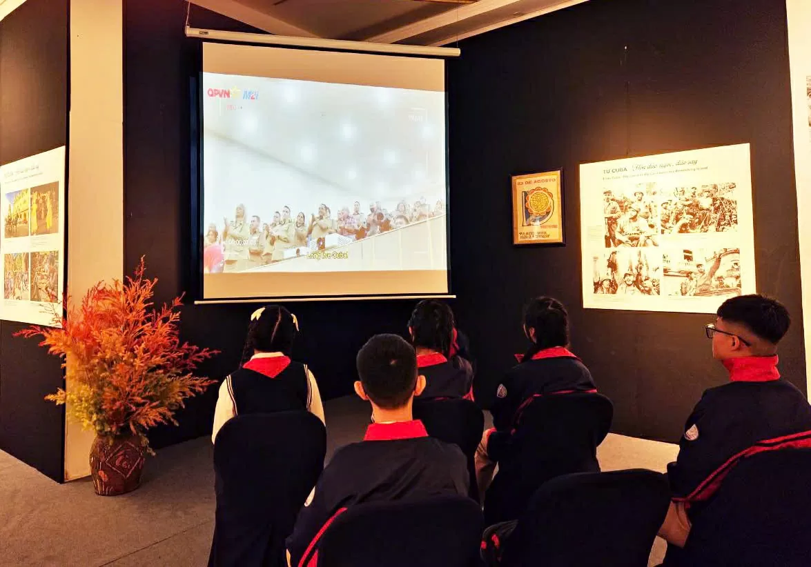 ງານວາງສະແດງຄວາມຈົງຮັກພັກດີ: ຟື້ນຟູການເດີນທາງຂອງການພົວພັນຫວຽດນາມ - ກູບາ 65 ປີທີ່ໝັ້ນຄົງ Triển lãm Nghĩa tình thủy chung: Tái hiện hành trình 65 năm quan hệ son sắt Việt Nam Cuba