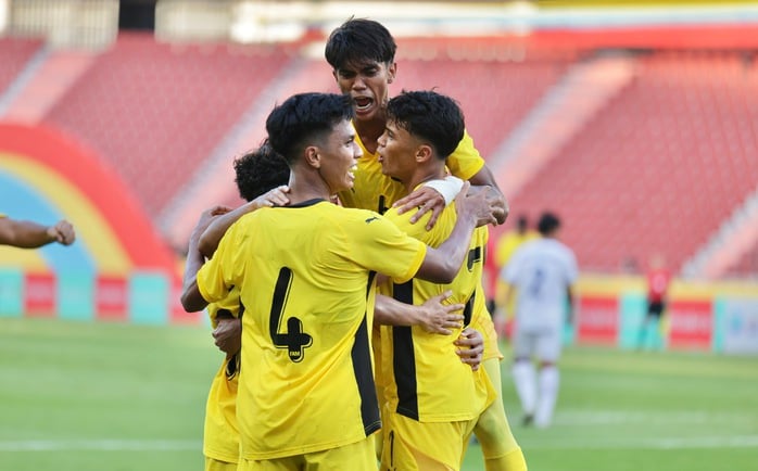 Thắng đậm Lào, U22 Malaysia tạo áp lực lên U22 Việt Nam - Ảnh 3.